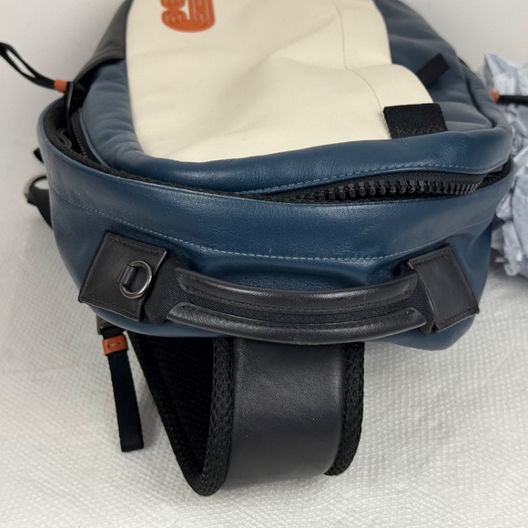 Genuine Men's COACH EDGE Pack Colorblock Crossbody Leather Bag Navy Blue White - Picture 16 of 16